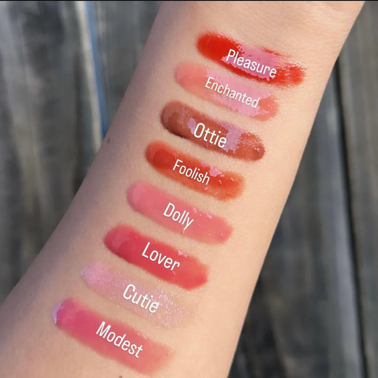 Italia Deluxe Fill-in Thinsty Plumping Gloss