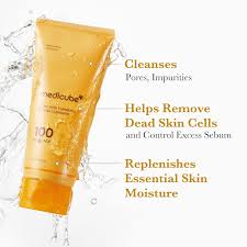 Kojic Acid Turmeric Toning Cleanser - Medicube